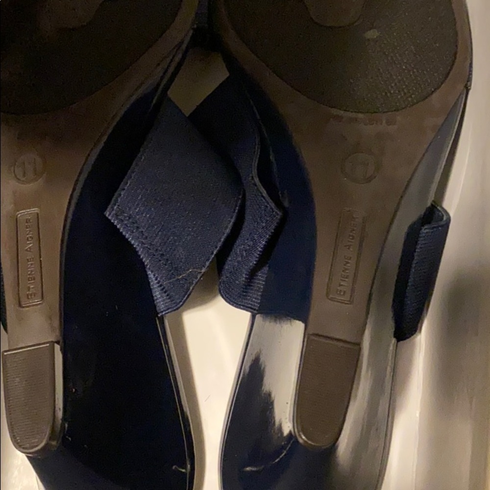 Shoes - Picture 3 of 7